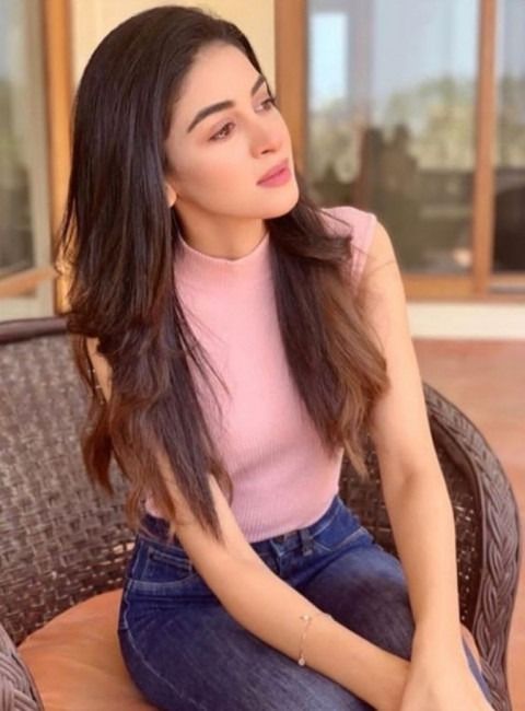 Enjoying with exciting Lucknow escort babes is a mind-blowing activity!